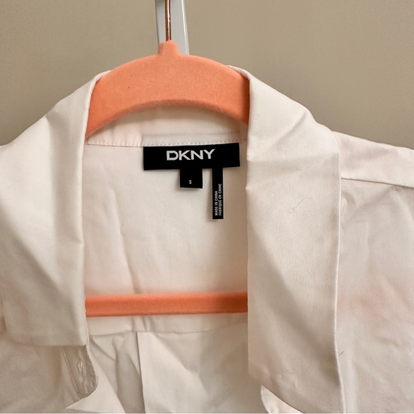 DKNY WHITE BUTTON DOWN SIZE S - Picture 2 of 5